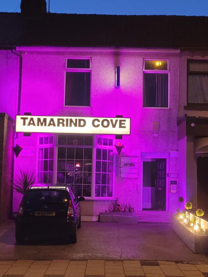 Tamarind Cove & Barrons Hotel Blackpool Exterior photo